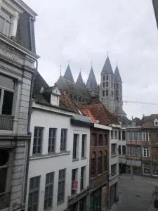 Artistically Designed Room Tournai - Bourgage