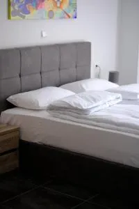 Blue House 1 - Pteléa