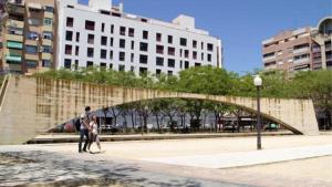 56- Habitacion del piso