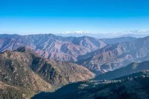 LA Riqueza Dhanolti View # Near to Eco Park & Surkanda Devi Temple # Mountain View Rooms with Balcony # Big Parking # Customer Favourite Hotel - Dhanaulti