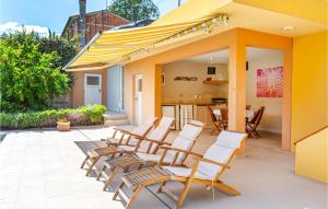 Beautiful Home In Smarje With Kitchen