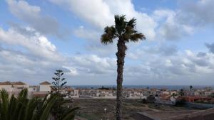 Sonnenterrasse mit Meerblick 3 Zi Penthouse Apartment Dachterrasse Balkon Pool