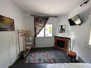 Casa Vallromanes Rest House