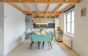 Cozy Home In Lombardsijde With Wifi