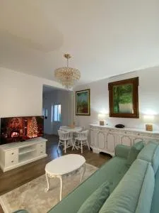 Căsuța bunicii - Crăeşti