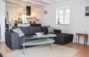 5 Bedroom Lovely Home In Tving