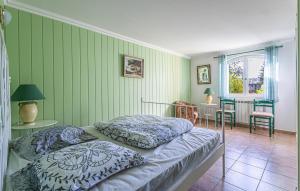 Maisons de vacances Cozy Home In Peymeinade : photos des chambres