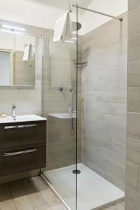 Hotels Hotel Le Dauphin : photos des chambres