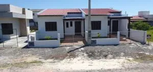 Casa 70mt2 Mobiliada Centro Gaivota 400mt do Mar Wifi TV Smart - Soares