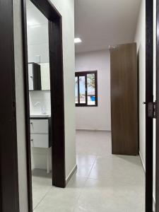 Casa 70mt2 Mobiliada Centro Gaivota 400mt do Mar Wifi TV Smart