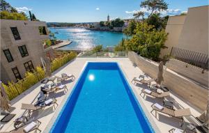 3 Bedroom Stunning Apartment In Krk