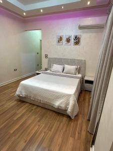 ENG01-Luxury Hotel-Style Apartment in Villa East of the Academy New Cairo