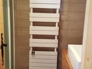 Chalet de luxe 9 pers. avec cheminée, proche télécabines, Wi-Fi, équipements complets et terrasse - FR-1-676-87