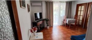 Playa San Juan Alicante 1 Línea