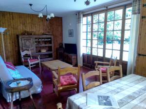 Maisons de vacances Chalet au bord du lac : photos des chambres