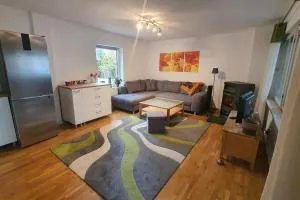 Bungalow am Berliner Stadtrand - 霍亨诺伊恩多夫