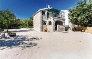 Awesome Home In Krk With Wifi