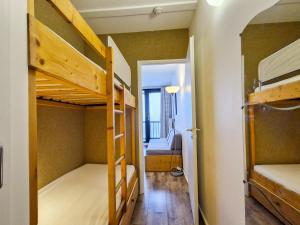 Studio lumineux proche des pistes avec balcon - FR-1-425-169