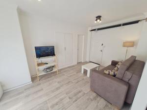 Depto para dos personas zona Chauvin minimo 2 noches