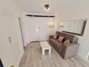 Depto para dos personas zona Chauvin minimo 2 noches