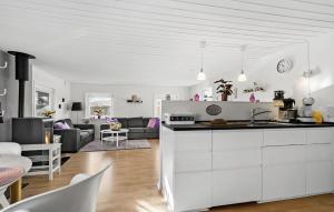 Amazing Home In Haderslev With Wifi