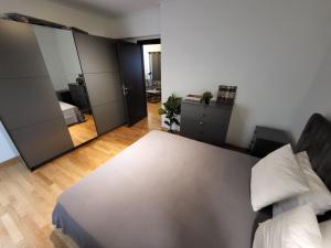 Lofos Modern Apartment