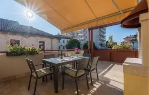 Gorgeous Home In Pieve Di Soligo - 福利纳