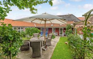 Cozy Apartment In Skårup Fyn With House Sea View