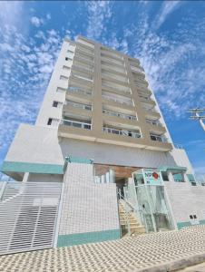 Cantinho Sol & Mar 2 Pé na Areia frente ao Mar com churrasqueira na sacada e Piscina