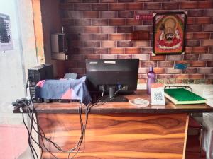 New paradise hotel &restaurant