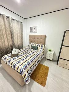 Casa VLOM Staycation