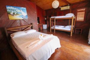 Pousada Palm Beach Praia de Caetanos Chalé Família