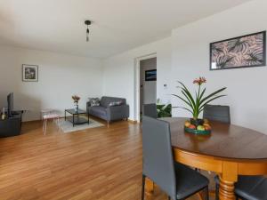 Appartements Large app paris : Appartement 3 Chambres