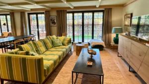 Spa Chalet in Ground Floor Cozy Duplex