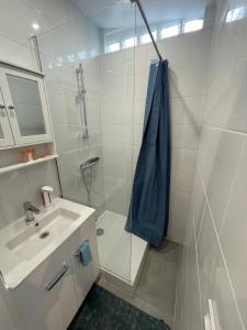 Sejours chez l'habitant Studette independante tout confort sur jardin : photos des chambres