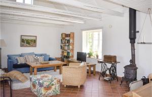 Cozy Home In Gärsnäs With Wifi