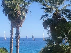 Appartements Cannes Terrace Beach Front & Sea view : photos des chambres