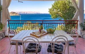 Awesome Apartment In Sveti Juraj - 斯维蒂尤拉伊