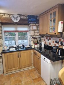 Half-pint Cottage