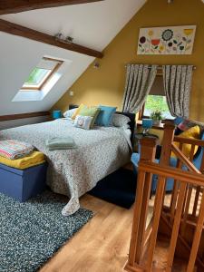 Cosy riverside property