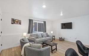 North Lakes Eagle River B&B