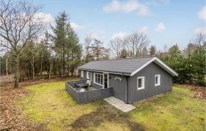 Gorgeous Home In Ulfborg With Wifi