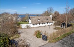 Lovely Home In Stege With Wifi