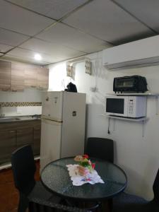 EC-AL3E APARTAESRUDIO CERCA AL MAR CON PISCINA, AIRE ACONDICIONADO Y WIFi