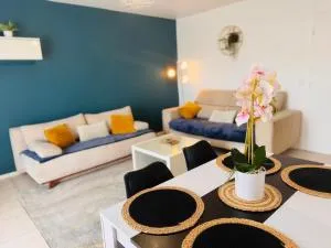 Appartement lumineux Parking proche transport - 德朗西