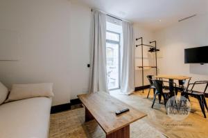 Encanto Madrileño para 2, vive en Calle del Aguila E3