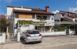 Nice Apartment In Porec With Wifi