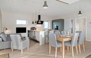 1 Bedroom Gorgeous Home In Hadsund