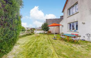 3 Bedroom Lovely Home In Le Vieux-Bourg