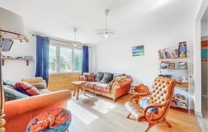 3 Bedroom Lovely Home In Le Vieux-Bourg